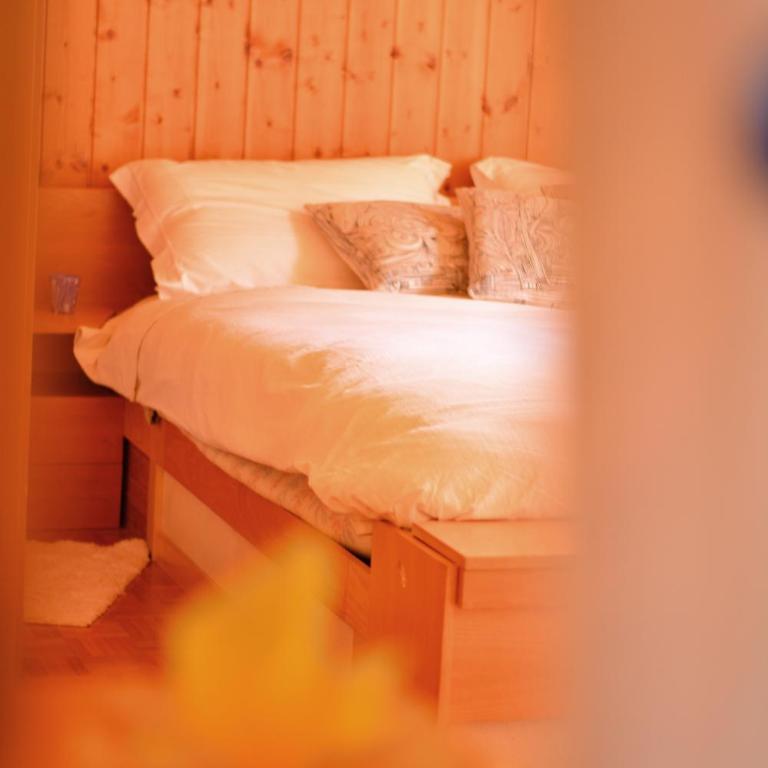 B&B Claudia - Camera Matrimoniale con Bagno in Comune - 5
