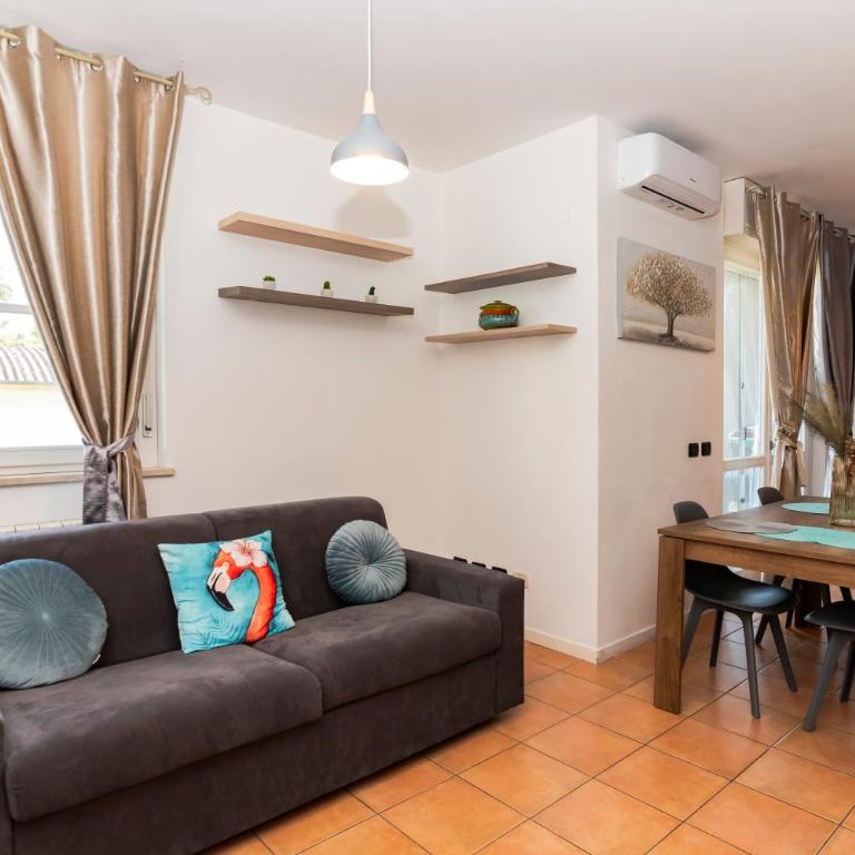 casetta giù al lago - Two-Bedroom Apartment - 57