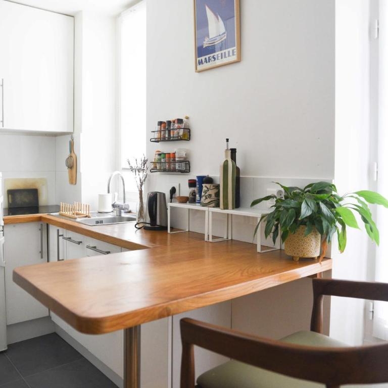 Bright 1 bedroom apartment - near park - Appartement - 5