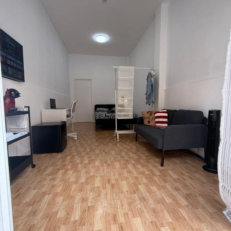 Cozy ZEN LOFT in central town by B-Rent - One-Bedroom Apartment - 4