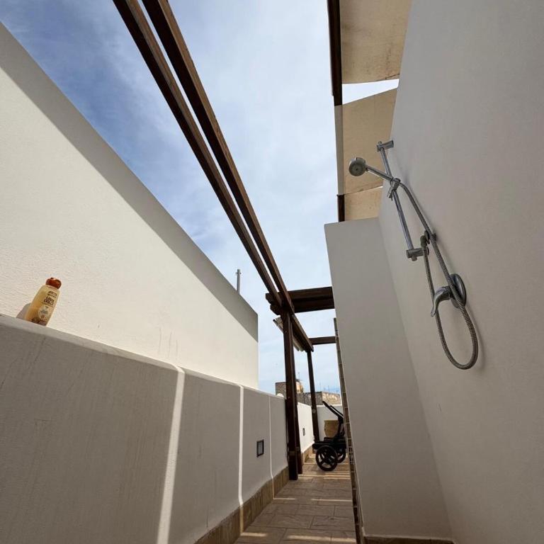 La Praia Favignana - Appartamento con 2 Camere da Letto, Terrazza e Vista Mare - 5