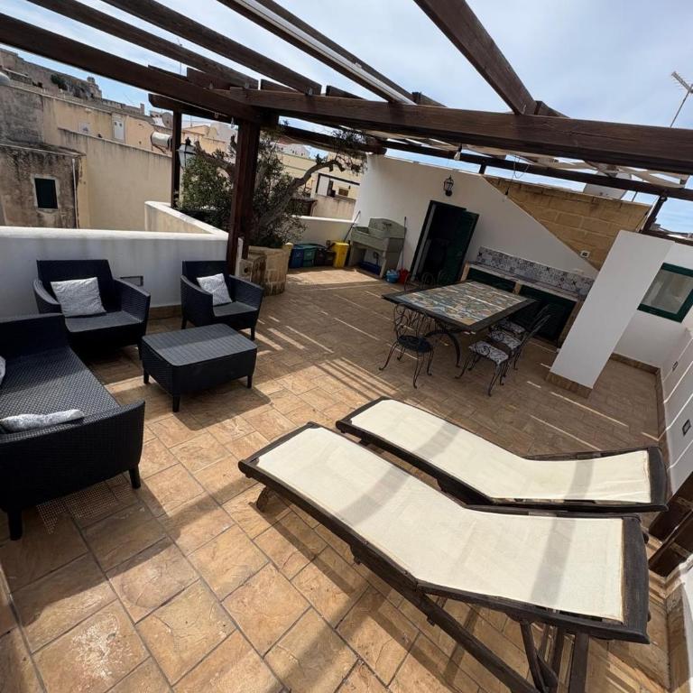 La Praia Favignana - Appartamento con 2 Camere da Letto, Terrazza e Vista Mare - 2