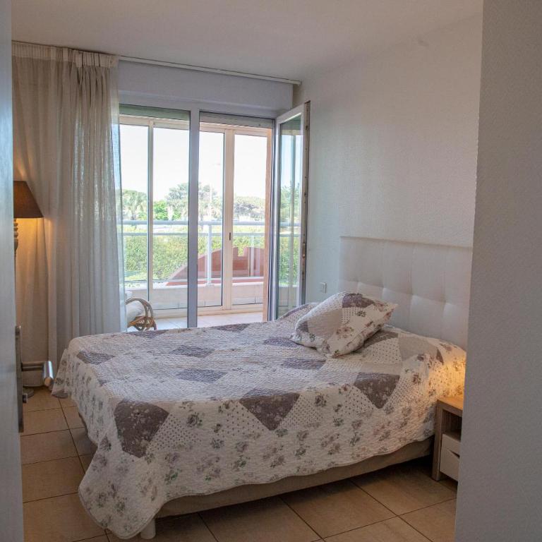 Résidence Les Flamants Roses - Appartement 3 Chambres - Vue sur Mer (6 Personnes) - 1