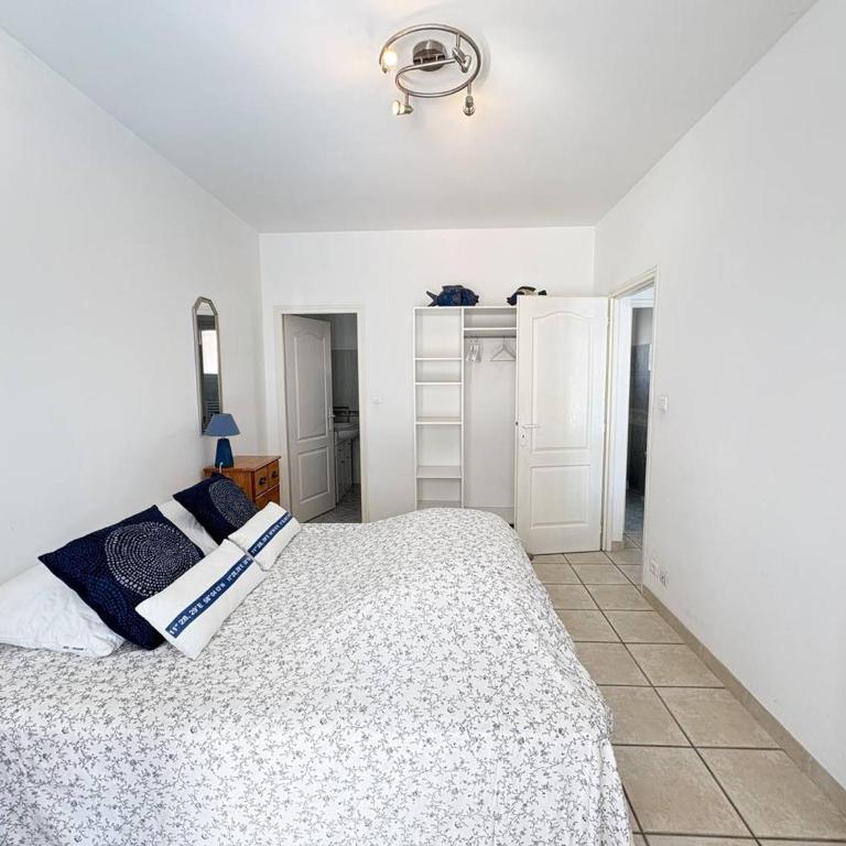 Élégante villa moderne à deux pas de la plage - FR-1-831-7 - Villa - 11