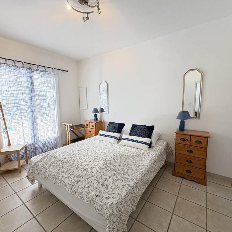 Élégante villa moderne à deux pas de la plage - FR-1-831-7 - Villa - 12