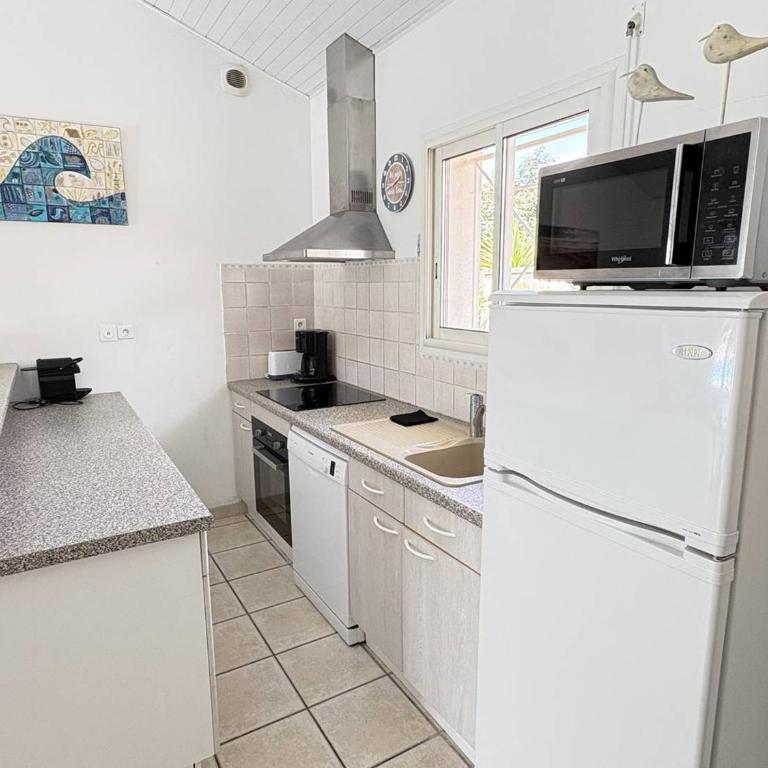 Élégante villa moderne à deux pas de la plage - FR-1-831-7 - Villa - 15