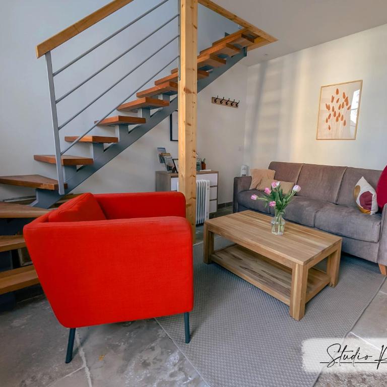 La Maison de Ronsard - By PrestiPlace - Villa - 29