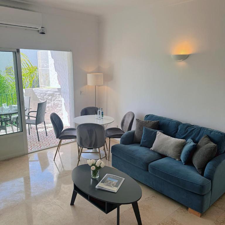 Modern 2 Bed Apartment in Benavista, Pool & Terrace - Two-Bedroom Apartment - 10