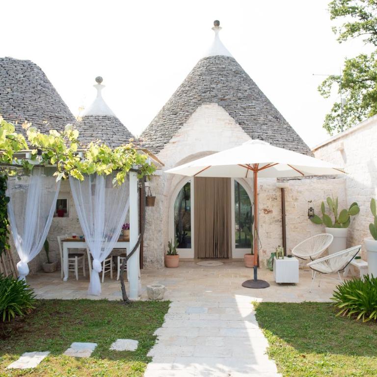 Il Trullo di Ben - with Private Pool in Locorotondo - Perfect for Couples & Quiet Escapes - Dogfriendly - Vacation Home - 1