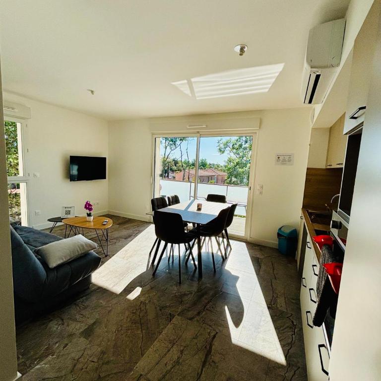 High-end, direct access to beach,Terrasse,Parking free - Appartement 2 Chambres - 7