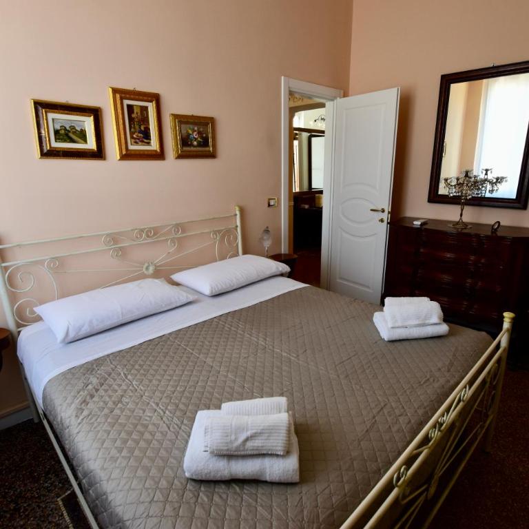Classicosuitetetti Attico di charme con terrazza solarium privata, a pochi minuti dalla Fiera e dal mare - Appartamento con Terrazza - 3