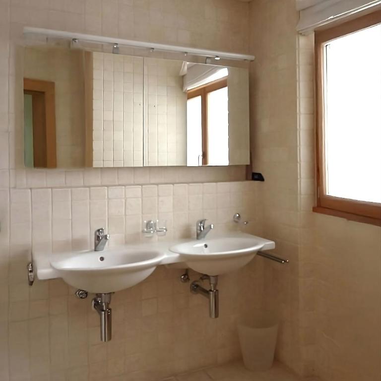 Luxury Apartment, Panoramic Mountain Views, 5 Star Spa Facilities - 4 Bedroom - Apartment - 9