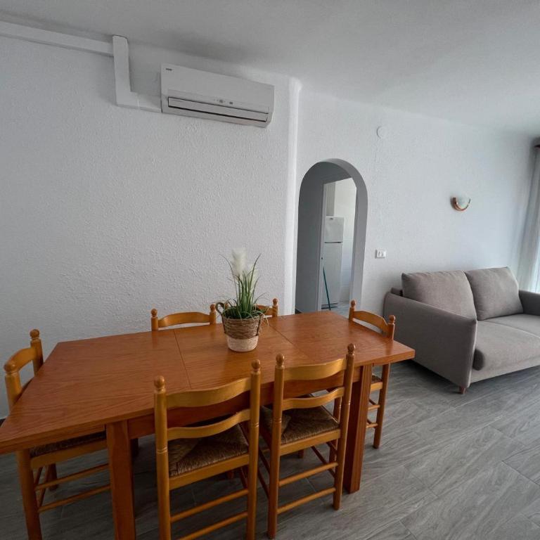 Bonito Apartamento en el centro de Rosas AV-77 - Apartamento con vistas a la ciudad - 16