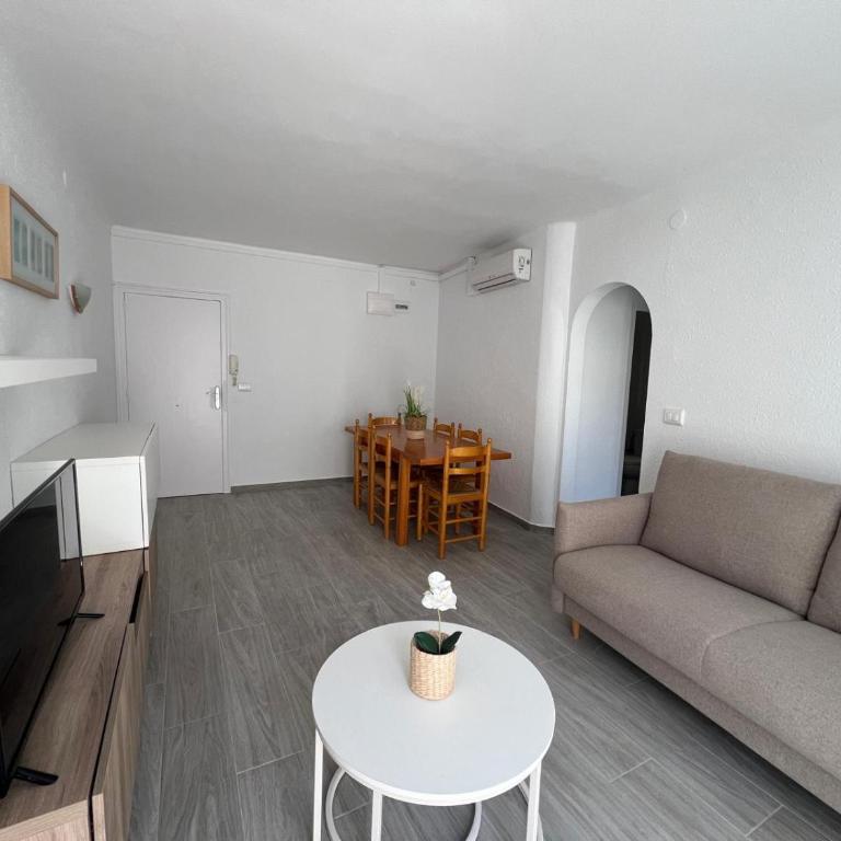 Bonito Apartamento en el centro de Rosas AV-77 - Apartamento con vistas a la ciudad - 3