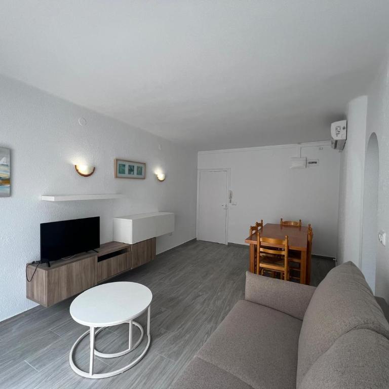 Bonito Apartamento en el centro de Rosas AV-78 - Apartment with Balcony - 1