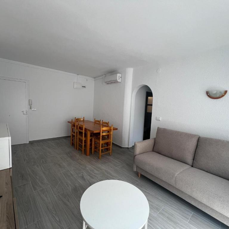Bonito Apartamento en el centro de Rosas AV-79 - Apartamento con balcón - 3
