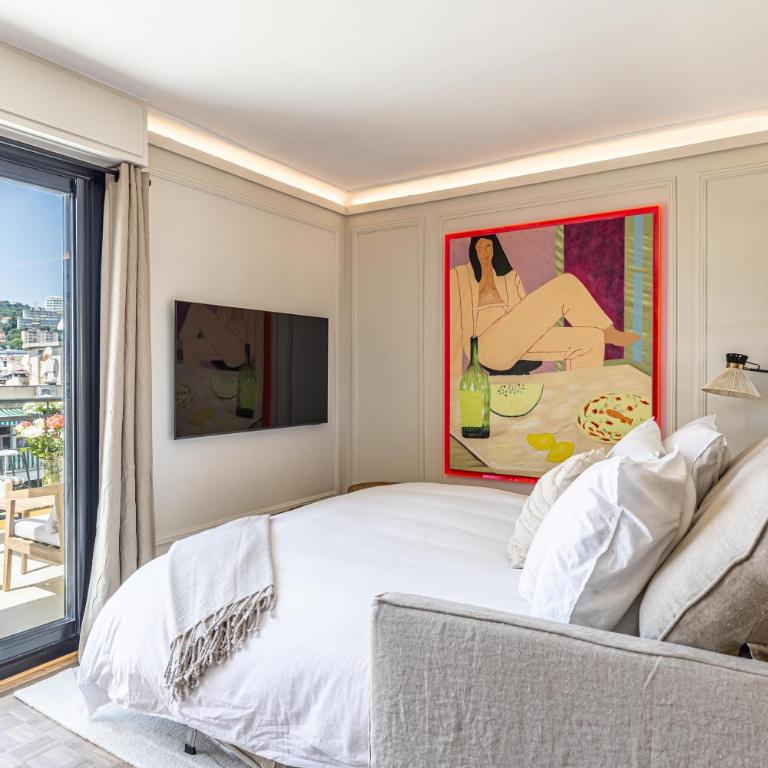 Luxurious penthouse, 2 bedroom suites, 3 spacious terraces, gorgeous views of mountains and sea, - Appartement 2 Chambres - 32