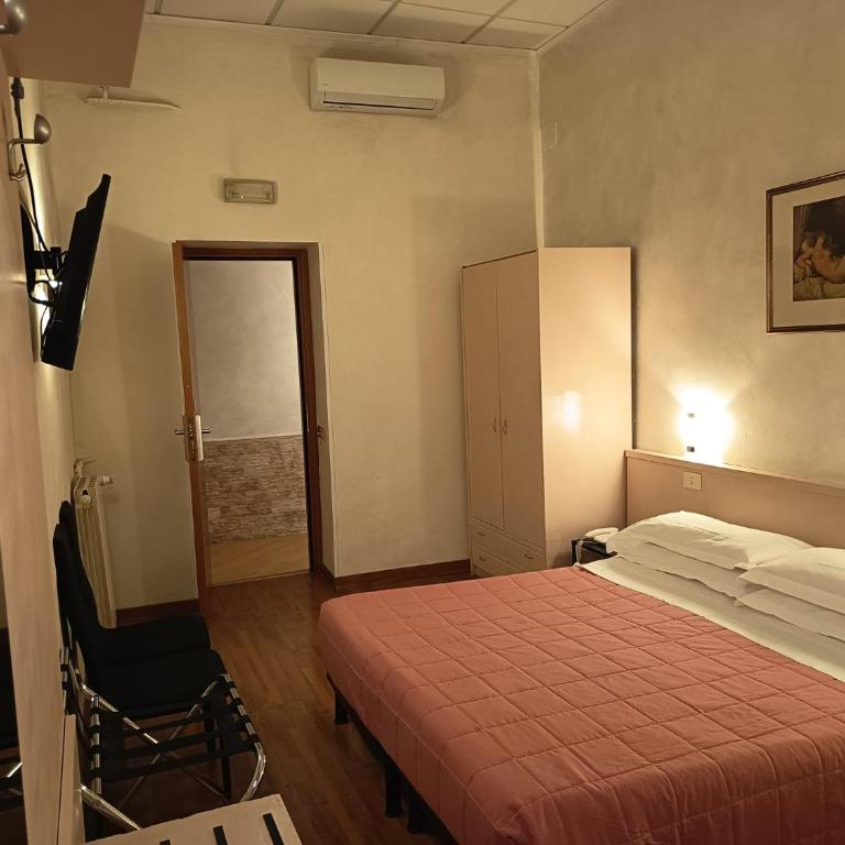 Hotel Julia Trevi - Spagna - Camera Standard Matrimoniale/Doppia con Letti Singoli - 43