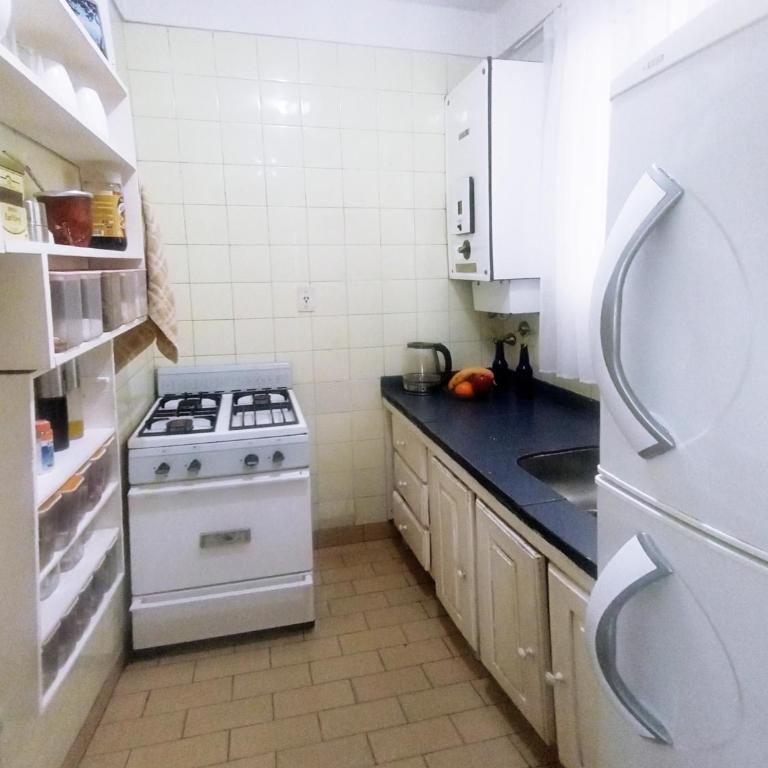 Abasto, 2 ambientes, departamento completo y práctico - Apartamento de 1 dormitorio - 29