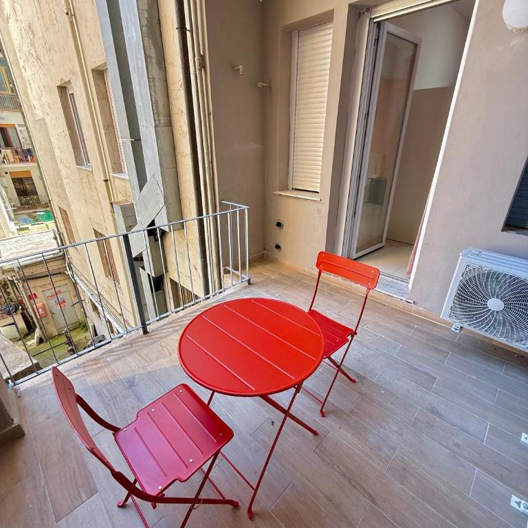 Luna Guest House - Camera Matrimoniale Deluxe con Balcone - 9