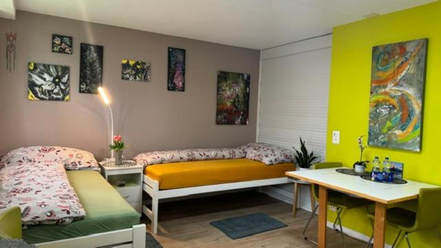 HEART Studio Visp Zentrum I ruhig I Single I Paare I Küche - Deluxe Studio mit Doppelbett - 5