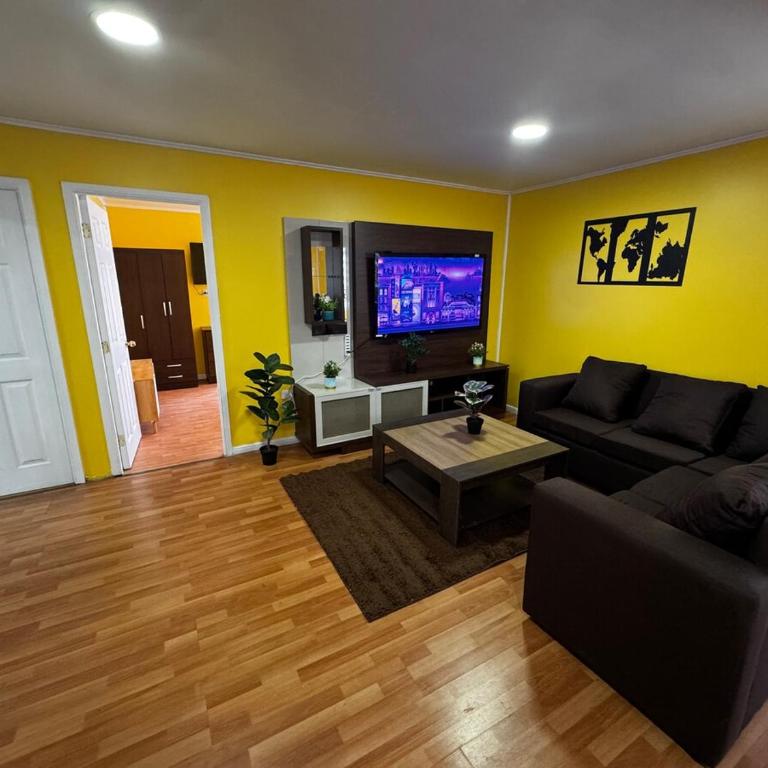 cabaña grande central en parcela 3 para 6 p - Casa de 2 dormitorios - 16