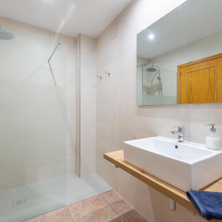 Sunset Village - Three-Bedroom House - 22