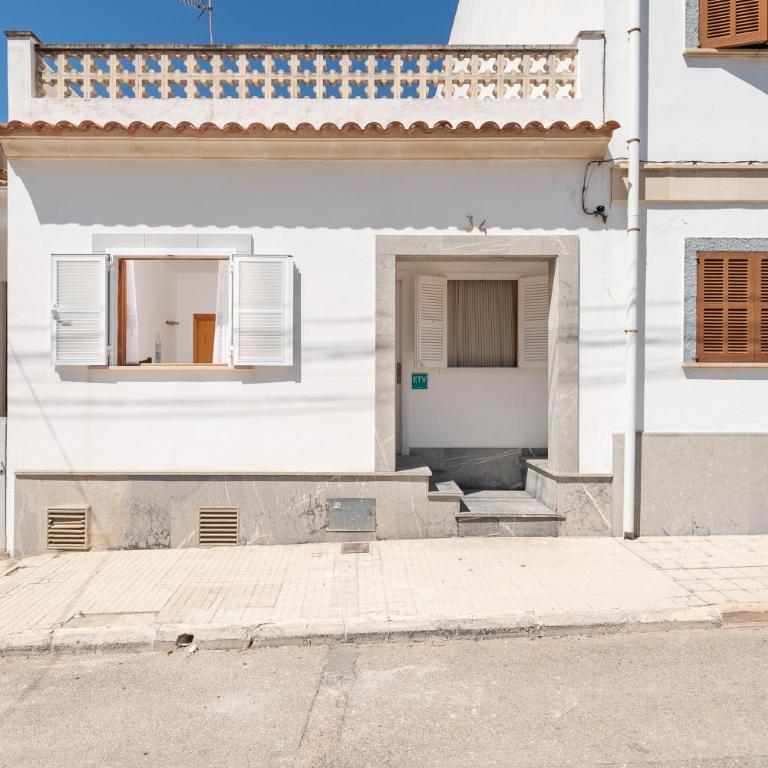 Sunset Village - Three-Bedroom House - 36