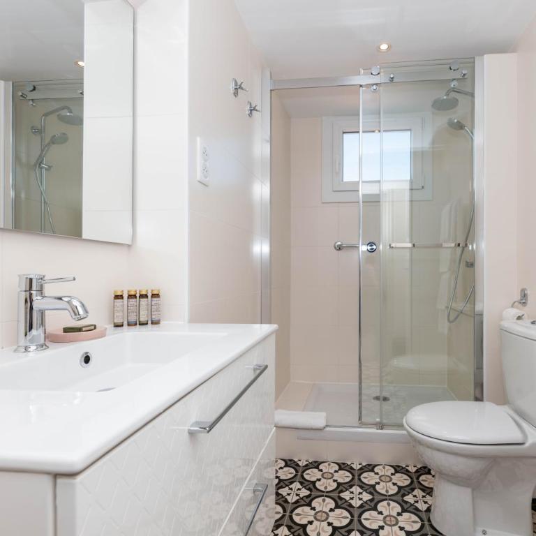 Hotel Mas Djoliba - Suite 1 Chambre - Vue sur Mer - 11