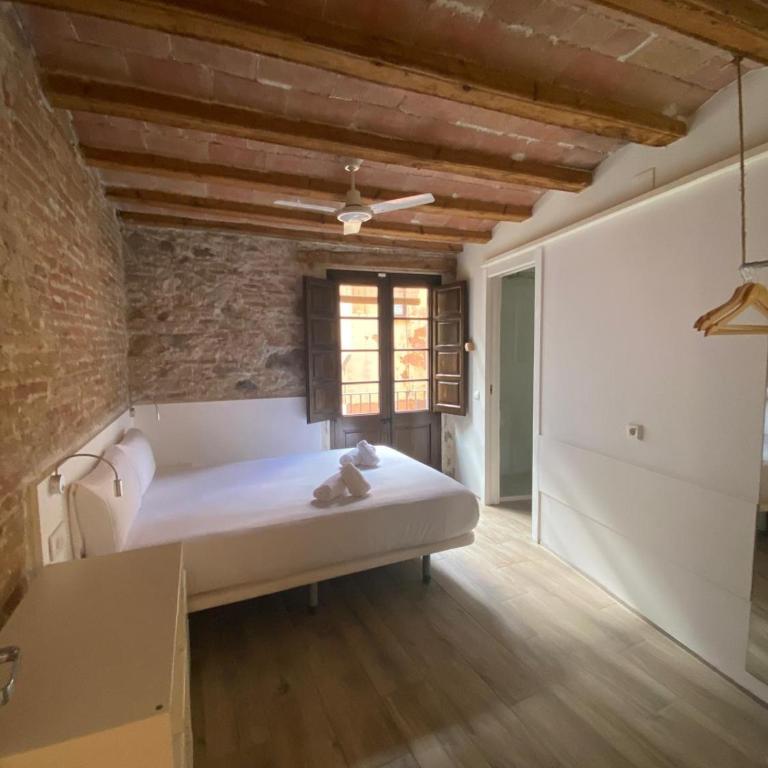 Barcelona Classic Palau Apartments - Two-Bedroom Apartment - 1