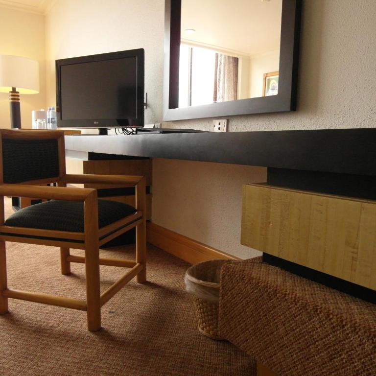 Hotel Royal Reforma - Habitación Doble Estándar con 2 camas grandes - 2