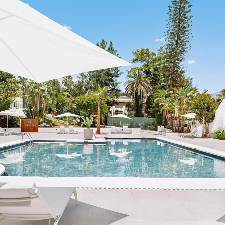 Modern Oasis in Nueva Andalucia - Two-Bedroom Apartment - 1