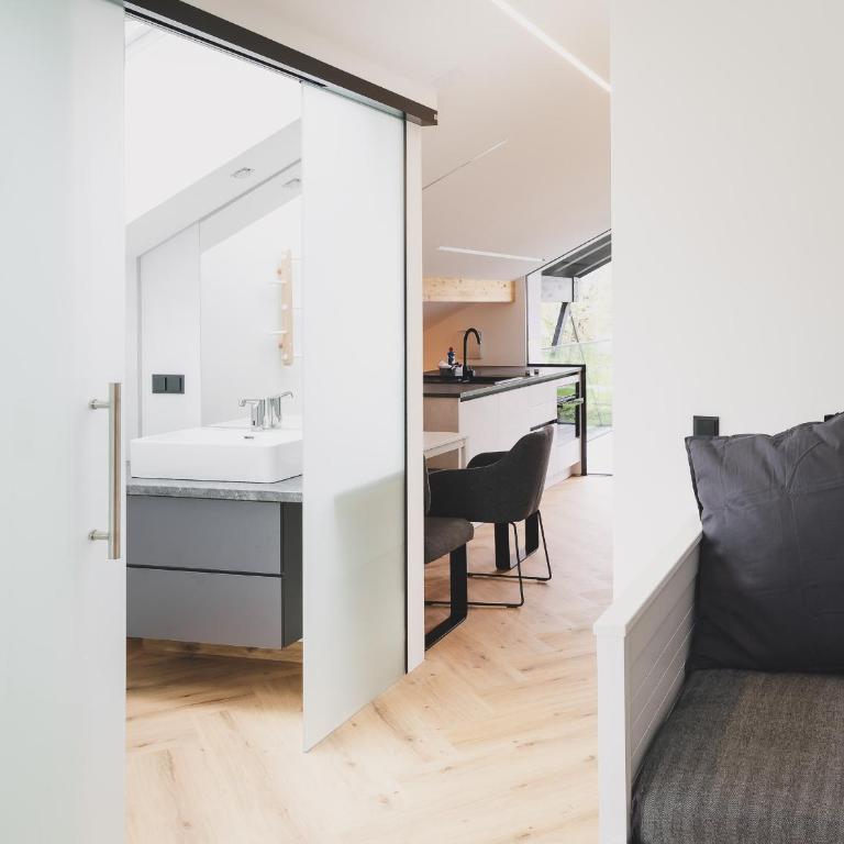Appartements Prielau by we rent, SUMMERCARD INCLUDED - Apartment mit Seeblick - 16