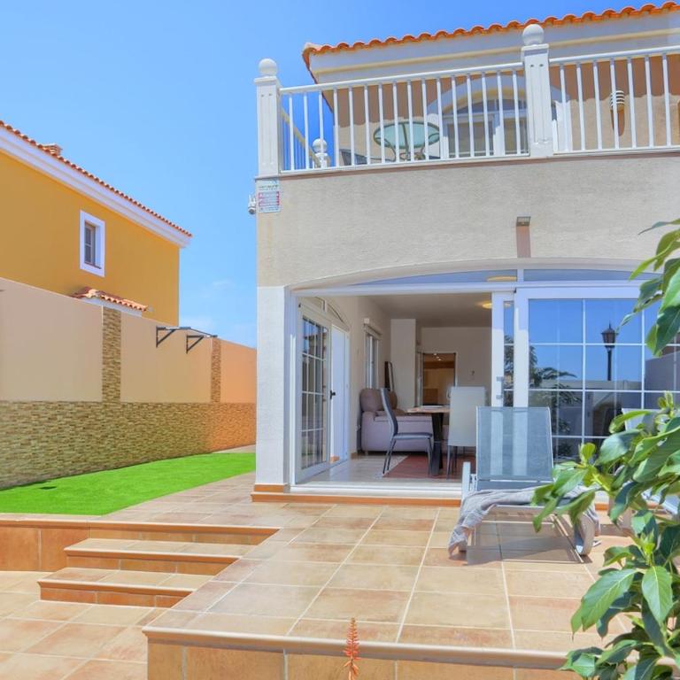 El Paraíso del Sol - Three-Bedroom House - 4