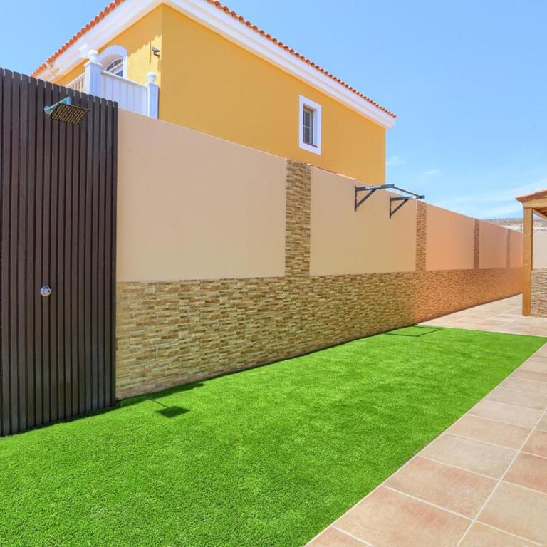 El Paraíso del Sol - Three-Bedroom House - 10