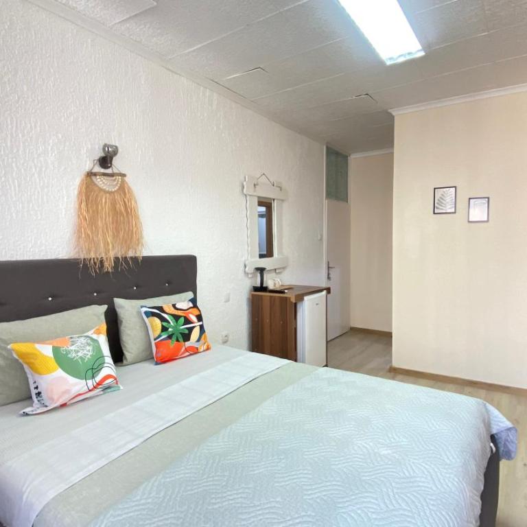 Boho Old Town Budva - Standard Double Room - 3