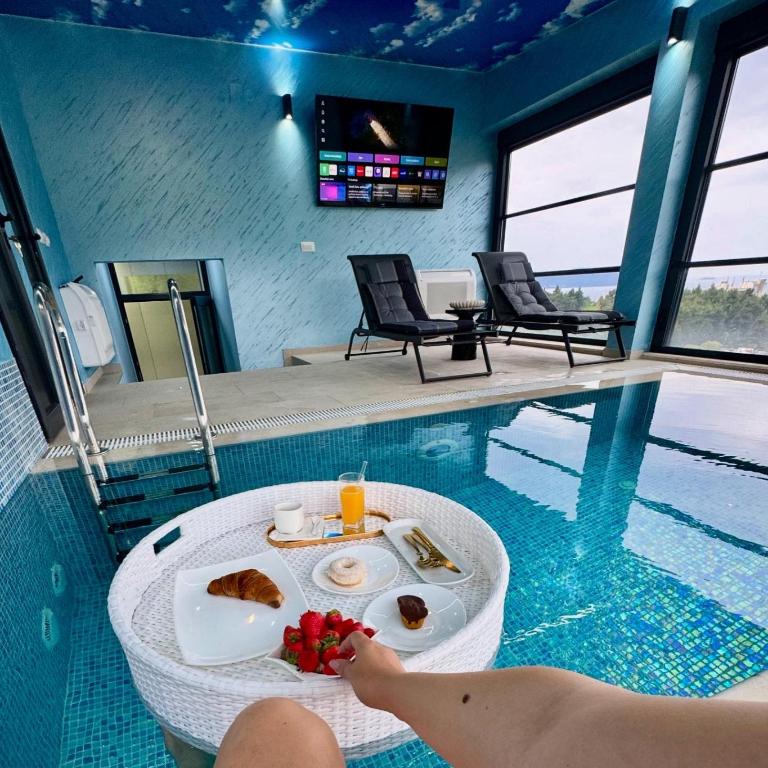 S-Penthouse - Two-Bedroom Superior Apartment - 2