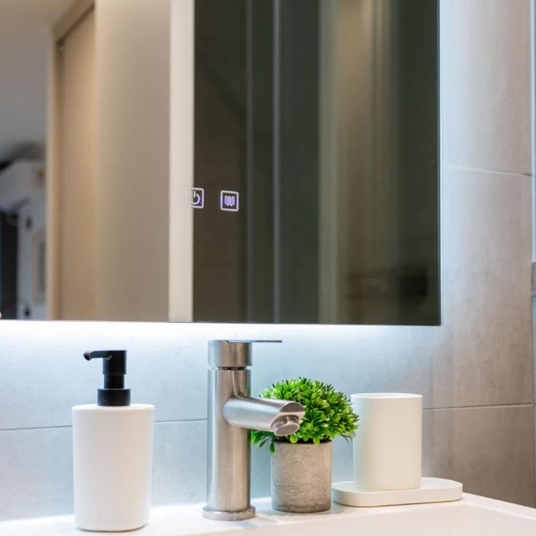 Las Condes Living Arauco Park Gourmet Couple's Pad - Apartamento - 6