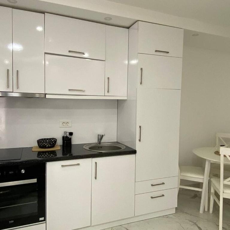 Apartment One Step From The Sea Becici - One-Bedroom Apartment - 15
