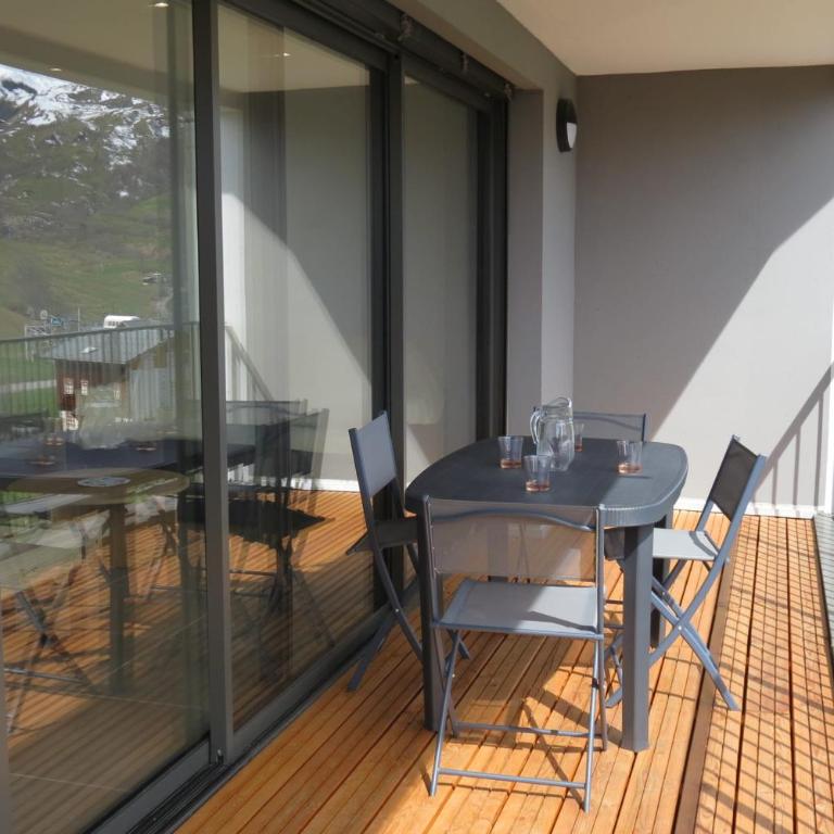 Apartment 3 BR Large Balcony & View - Apartment - 2