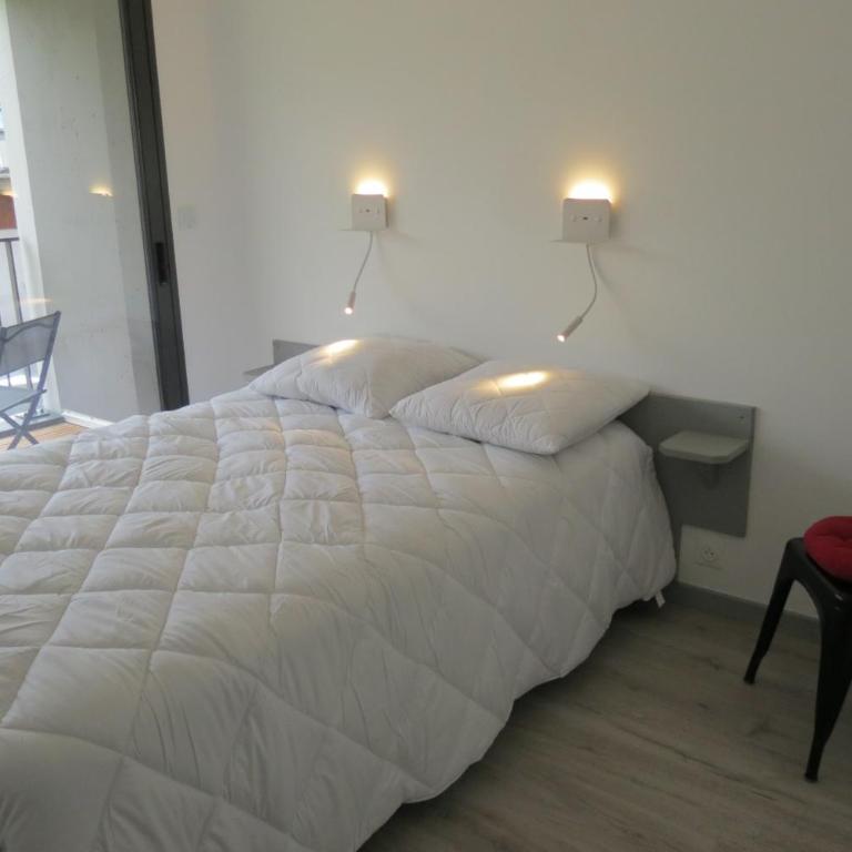 Apartment 3 BR Large Balcony & View - Apartment - 12