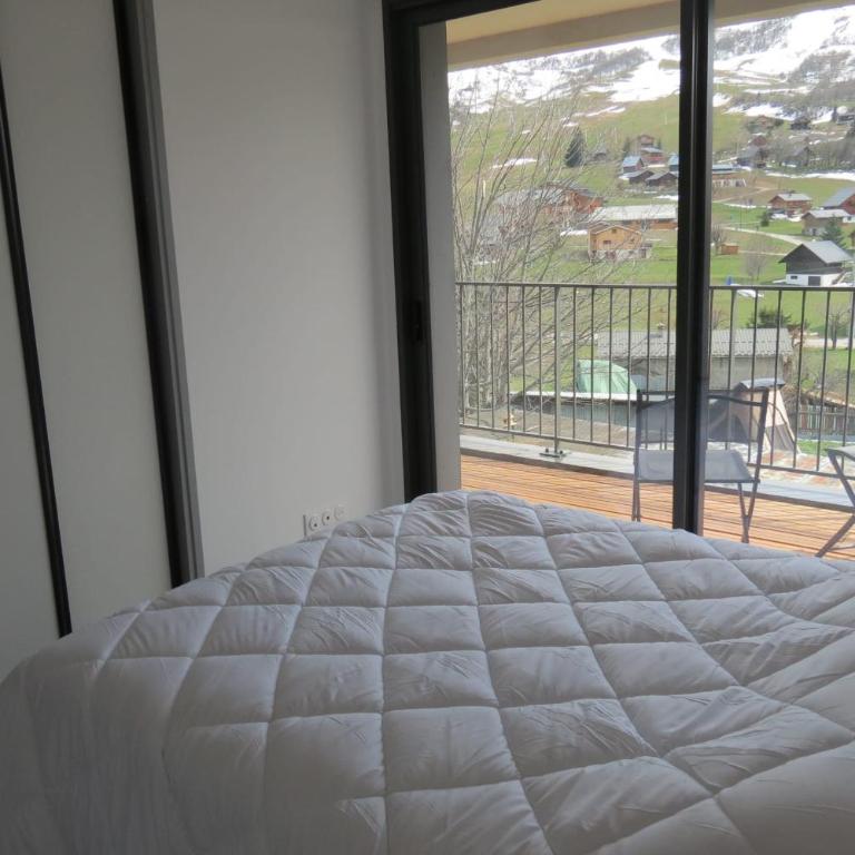 Apartment 3 BR Large Balcony & View - Apartment - 14