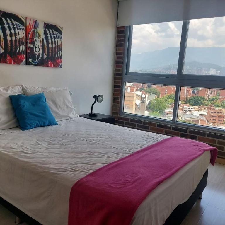 Best views in town, 14th floor Laureles Gem - One-Bedroom Apartment - 1