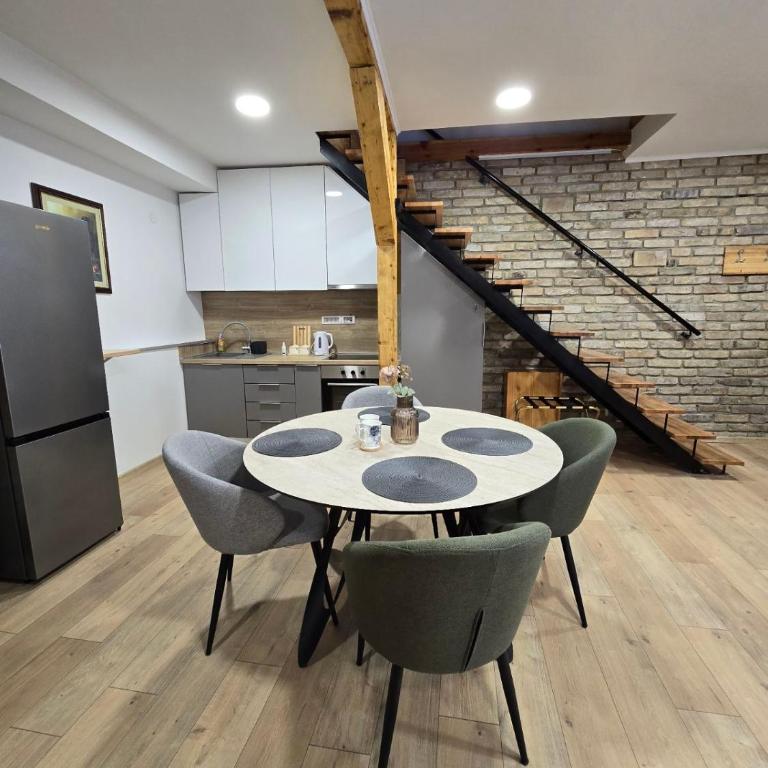 Moja Mona - One-Bedroom Apartment - 6