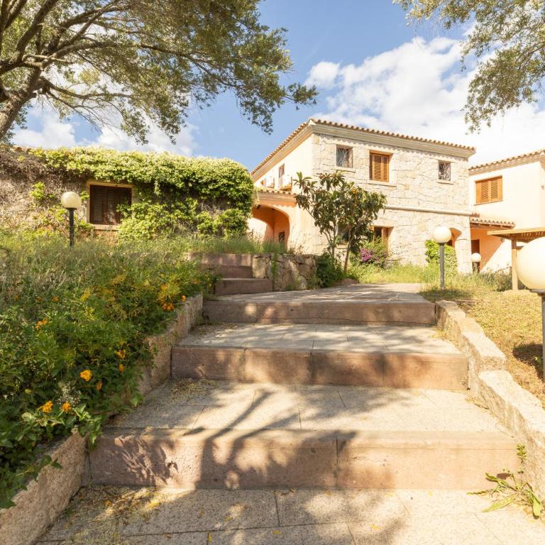 SPLENDIDO APPARTAMENTO SAN TEODORO La Suaredda - Two-Bedroom Apartment - 1