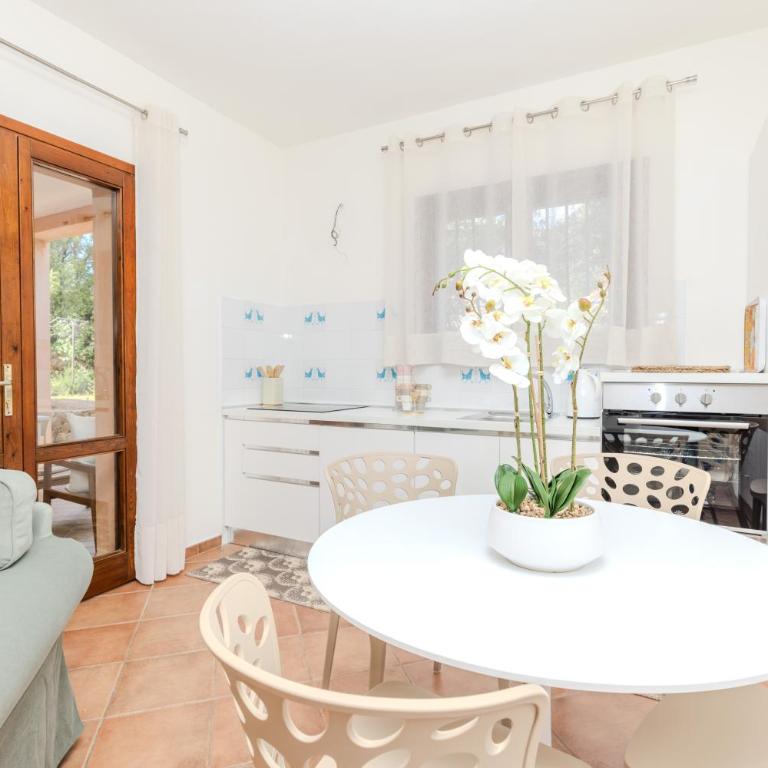 SPLENDIDO APPARTAMENTO SAN TEODORO La Suaredda - Two-Bedroom Apartment - 3