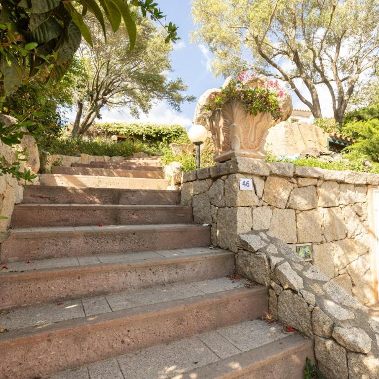 SPLENDIDO APPARTAMENTO SAN TEODORO La Suaredda - Two-Bedroom Apartment - 17