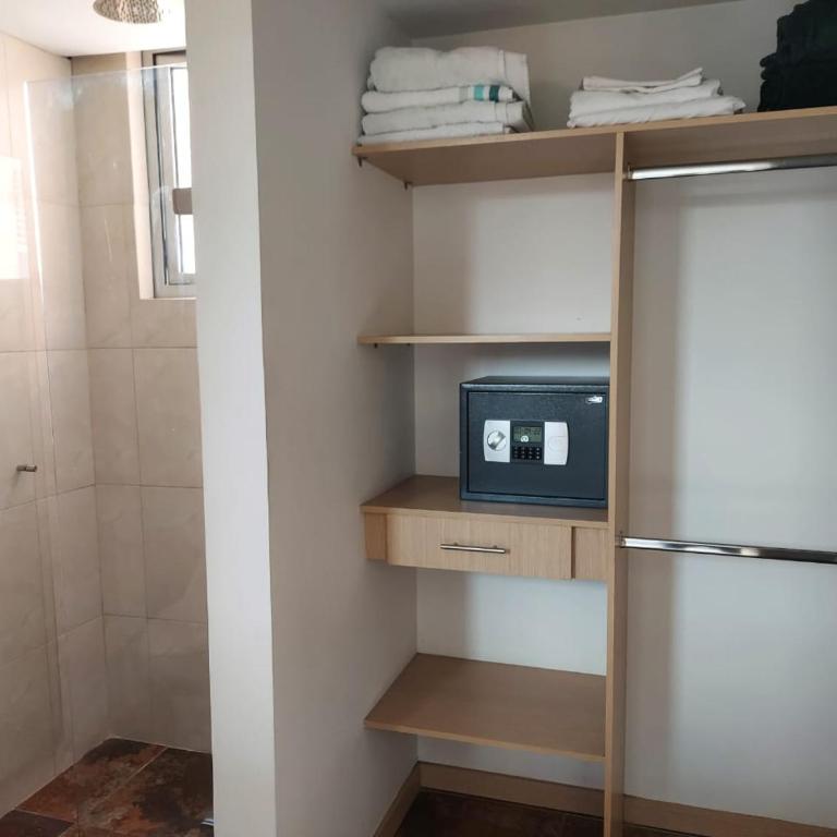Great comfortable, Laureles-La 70-Medellin Gem - One-Bedroom Apartment - 11