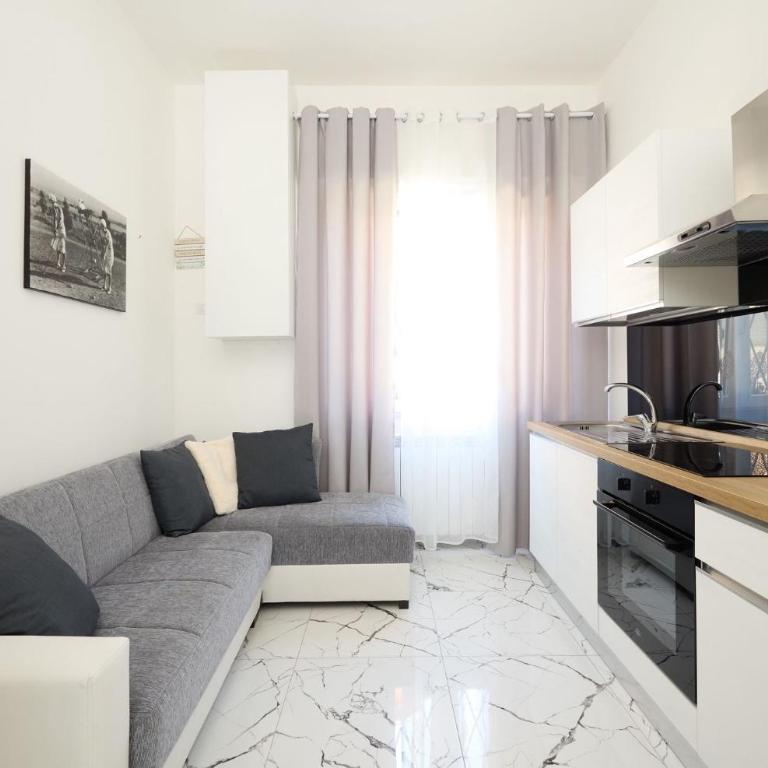 Free Parking Elmi - due passi dal Lago Maggiore - Appartamento con 1 Camera da Letto - 5