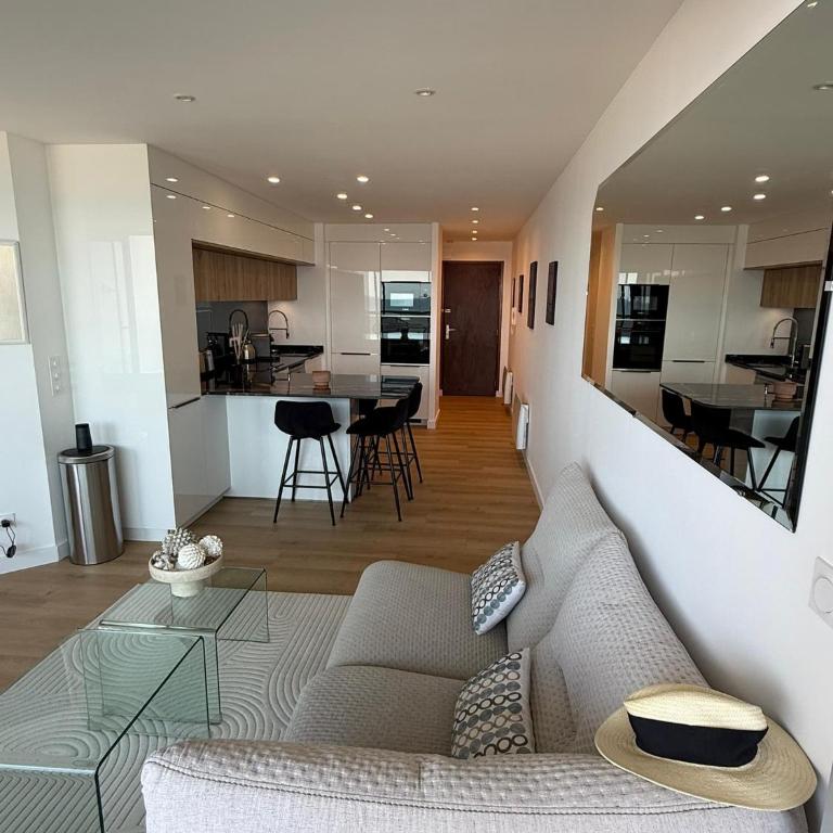Appartement vue mer 45m2 avec grande terrasse 20m2 - One-Bedroom Apartment - 31